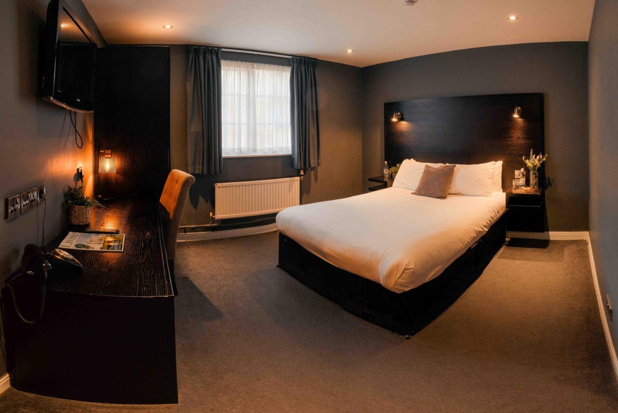 The Vicarage Hotel Holmes Chapel Kültér fotó