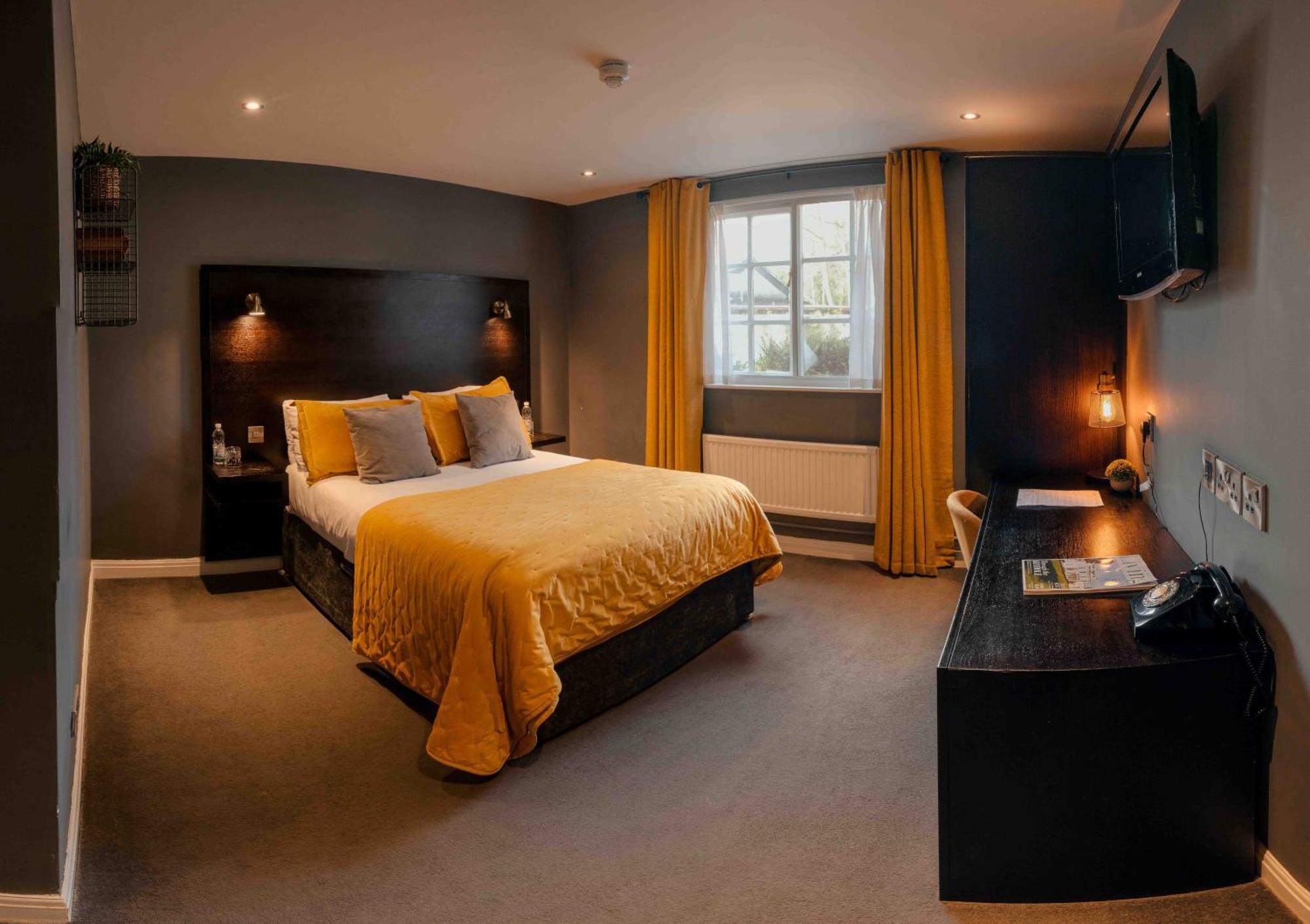The Vicarage Hotel Holmes Chapel Kültér fotó