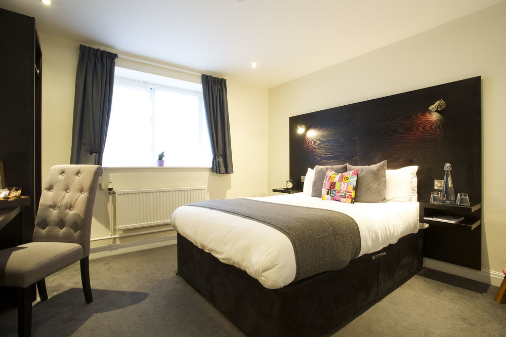 The Vicarage Hotel Holmes Chapel Kültér fotó