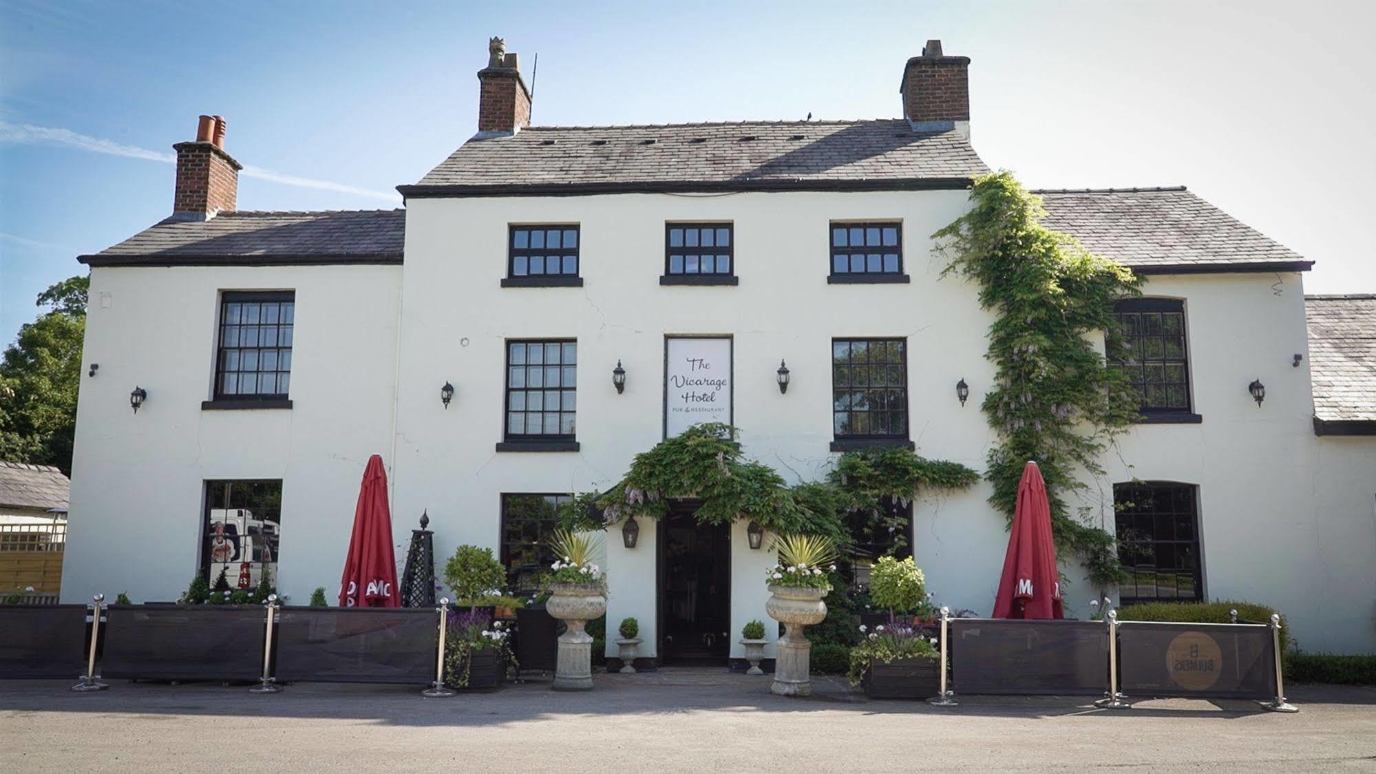 The Vicarage Hotel Holmes Chapel Kültér fotó