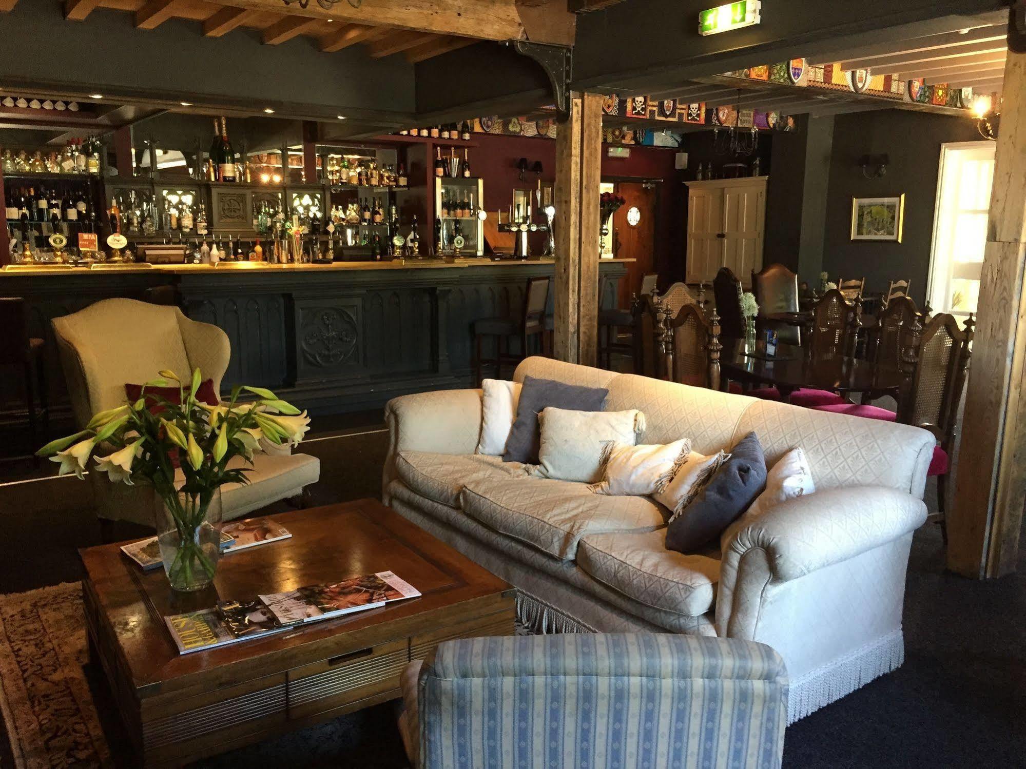 The Vicarage Hotel Holmes Chapel Kültér fotó